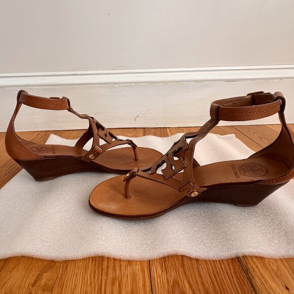 Tory Burch Brown Wedge Gladiator Sandals, Size 6 - Picture 3 of 5